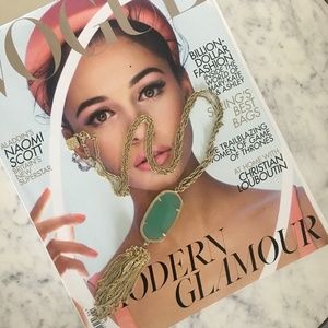 NWOT Kendra Scott Rayne Gold Long Pendant